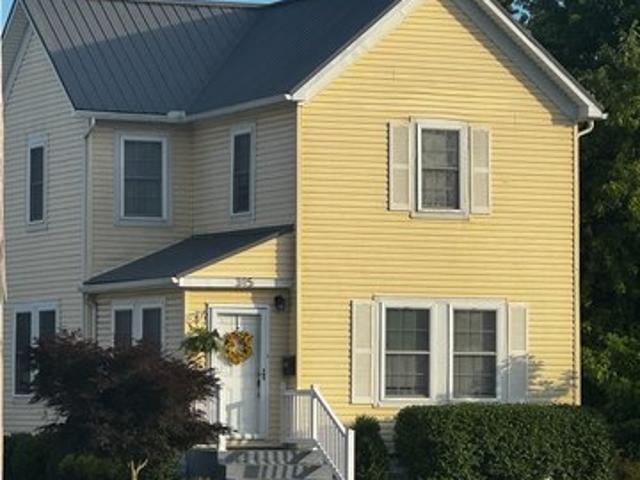 House for sale in Newcomerstown, Ohio