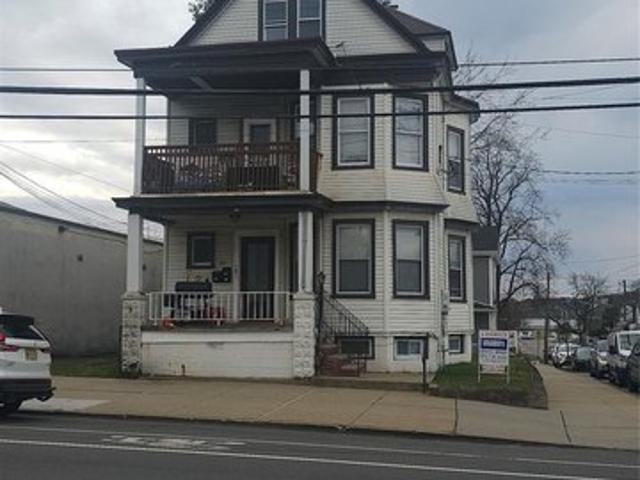 House for sale in Passaic, New Jersey