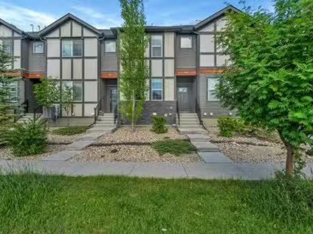 House for sale in South Point, Airdrie