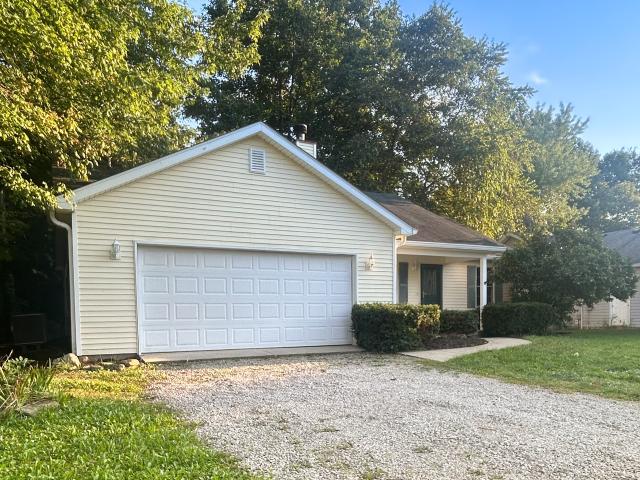 House for sale in Coatesville, Indiana