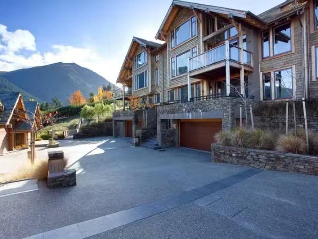 Apartment for sale in Otakou