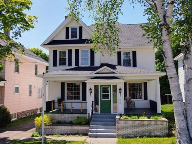 House for sale in Houghton, Michigan