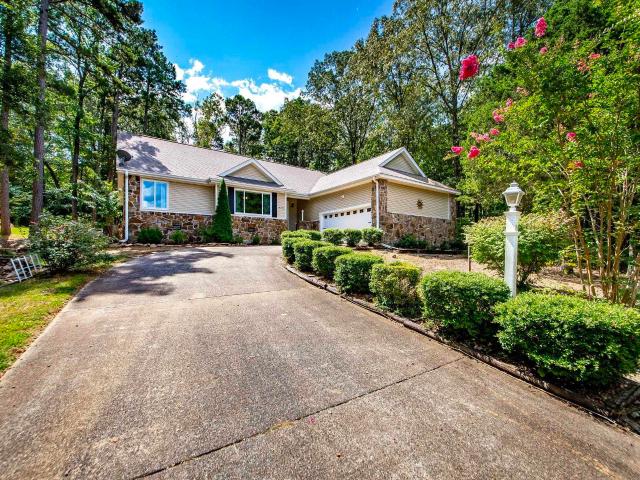 Property for rent in Ark