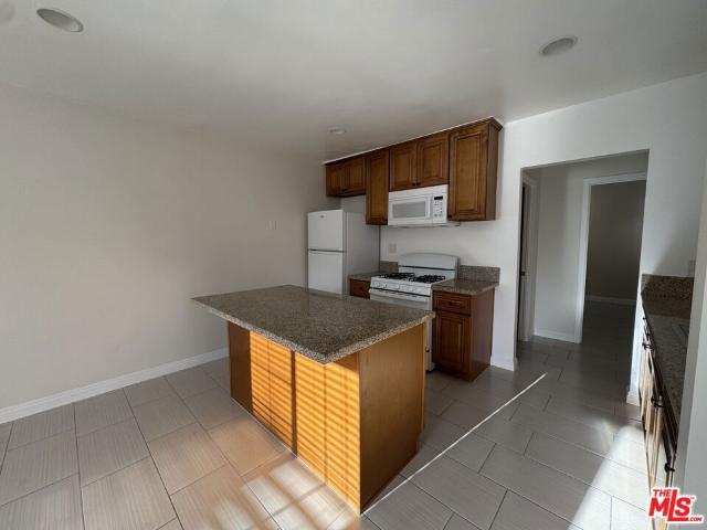 Property for rent in Canoga Park, California