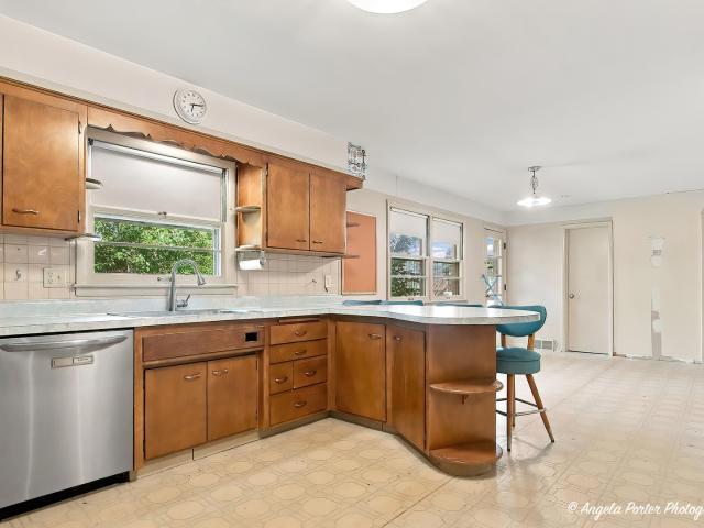 House for sale in Mchenry, Illinois