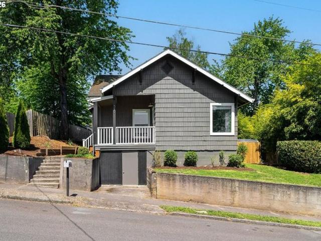 House for sale in Camas, Washington