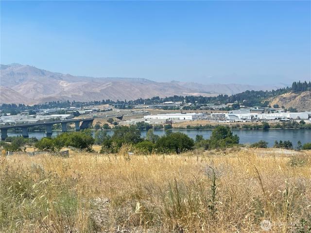 Land for sale in East Wenatchee, Washington