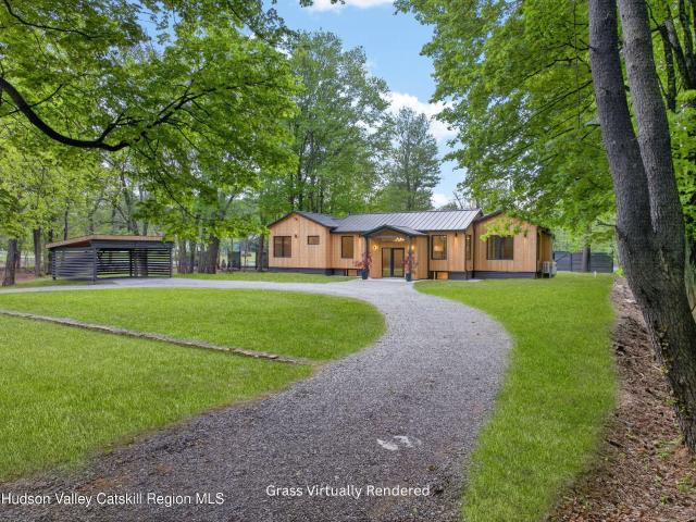 House for sale in Bloomington, New York
