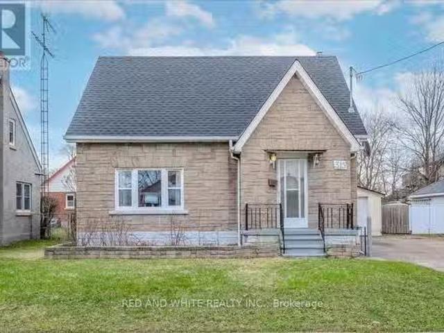 House for sale in Kitchener, Ontario