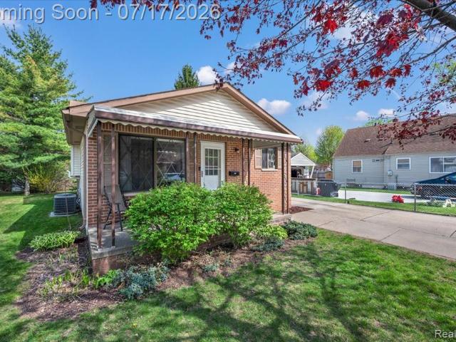 House for sale in Clawson, Michigan
