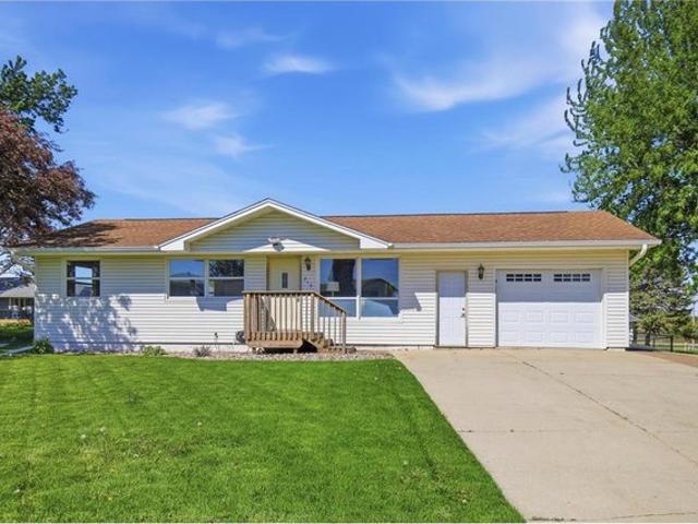 House for sale in Eyota, Minnesota