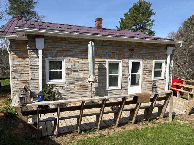 House for sale in Sylvatus, Hillsville