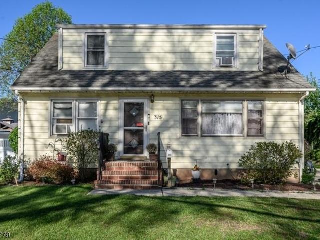 House for sale in Manville, New Jersey