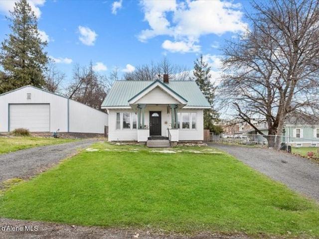 House for sale in Saint Maries, Idaho
