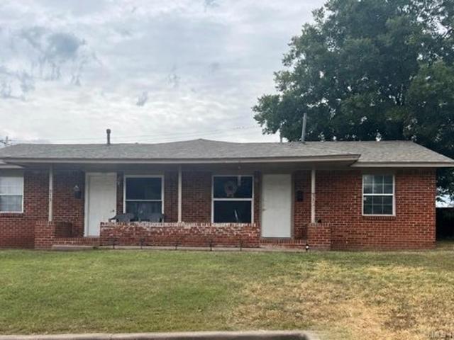 Townhouse for sale in Bartlesville, Oklahoma