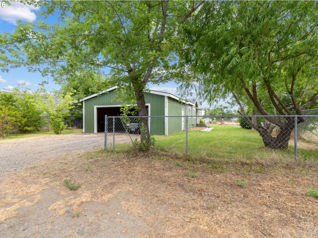 House for sale in Oregonia