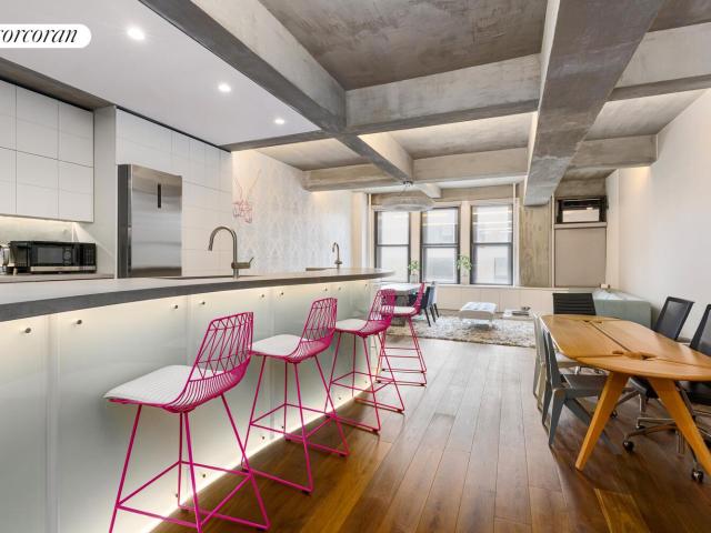 Condo for sale in Arverne, New York