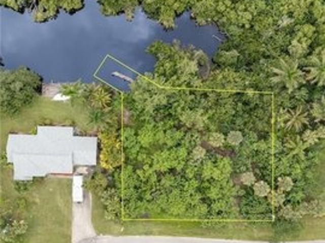 Land for sale in Fort Myers, Florida