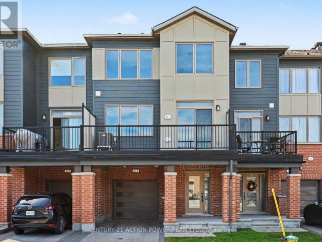 Townhouse for rent in Wateridge Village, Ottawa