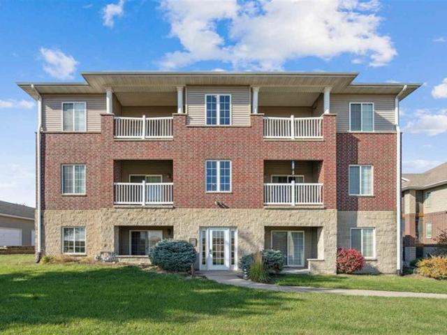 Condo for sale in Iowa City, Iowa