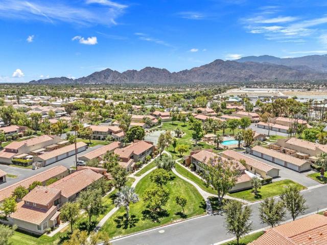 Townhouse for sale in Palm Desert, California