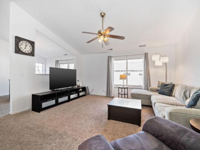 Condo for sale in South Elgin, Illinois