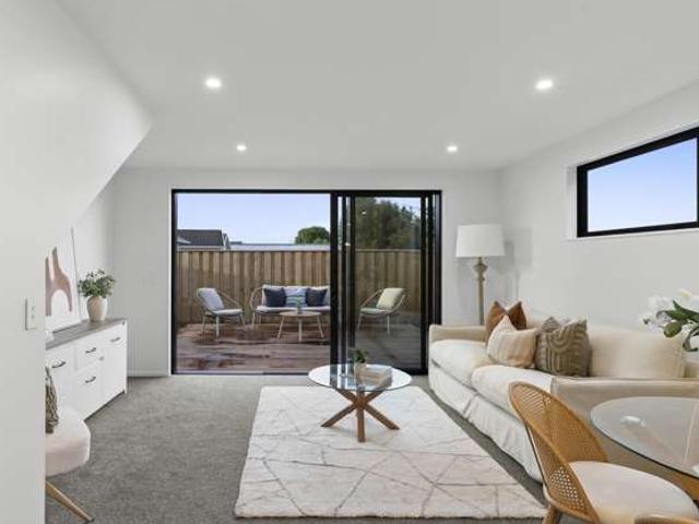 Townhouse for sale in Bishopdale, Canterbury