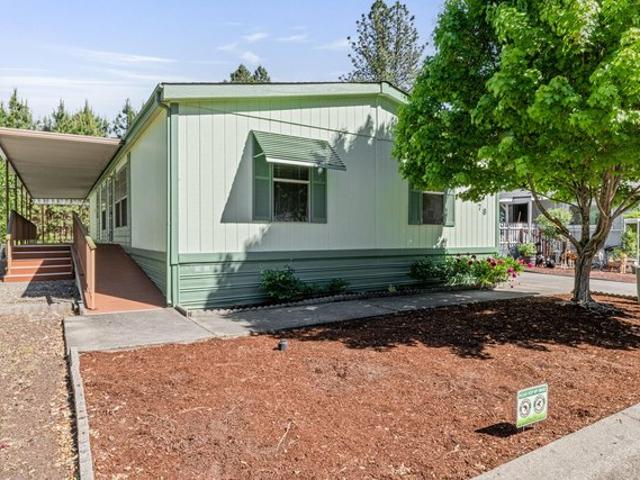 House for sale in Oregonia