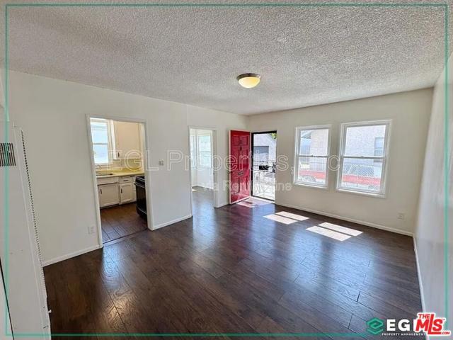 House for sale in Inglewood, California
