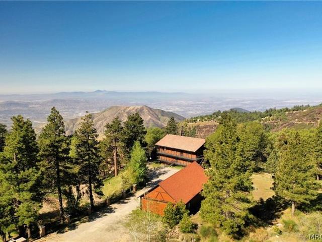 House for sale in Green Valley Lake, California