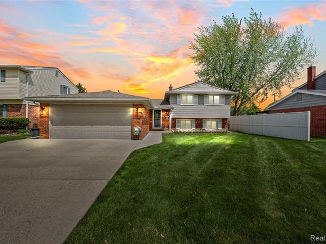 House for sale in Madison Heights, Michigan