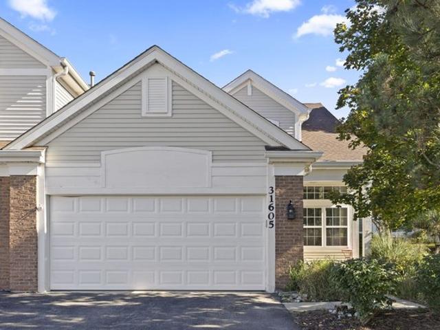 Townhouse for sale in Warrenville, DuPage County