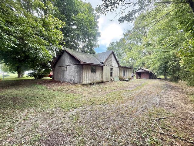 House for sale in Medora, Jackson County