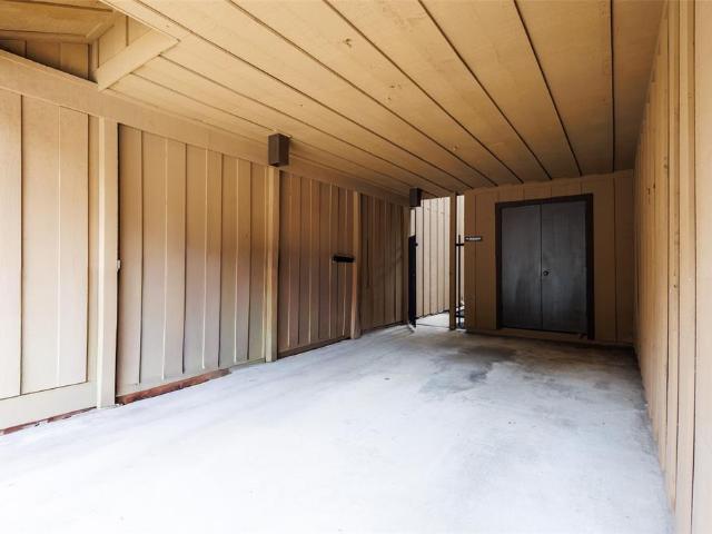 House for sale in Farmers Branch, Texas