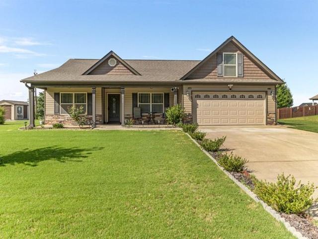 House for sale in Inman, South Carolina