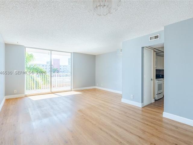 Condo for sale in Hallandale, Florida