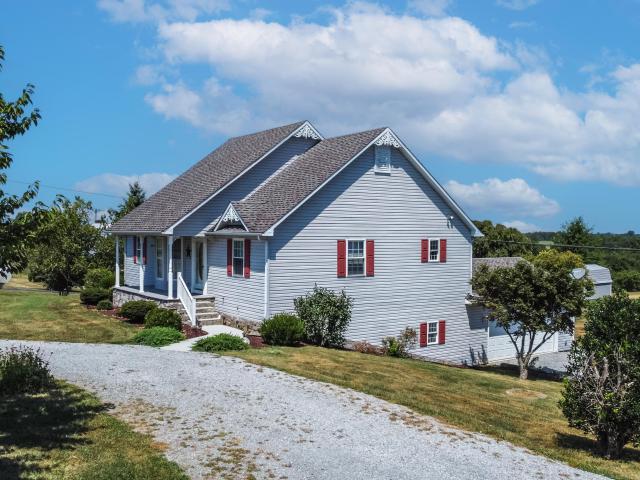 House for sale in Ewing, Kentucky