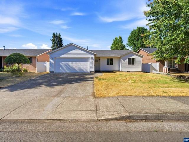 House for sale in Oregonia