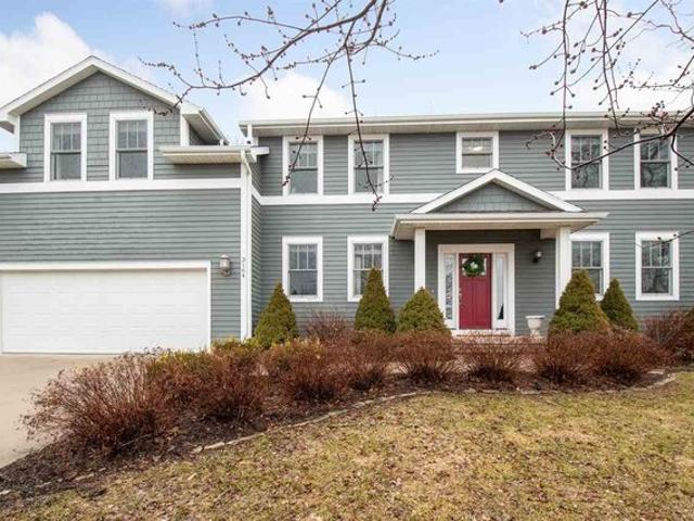 House for sale in Iowa City, Iowa