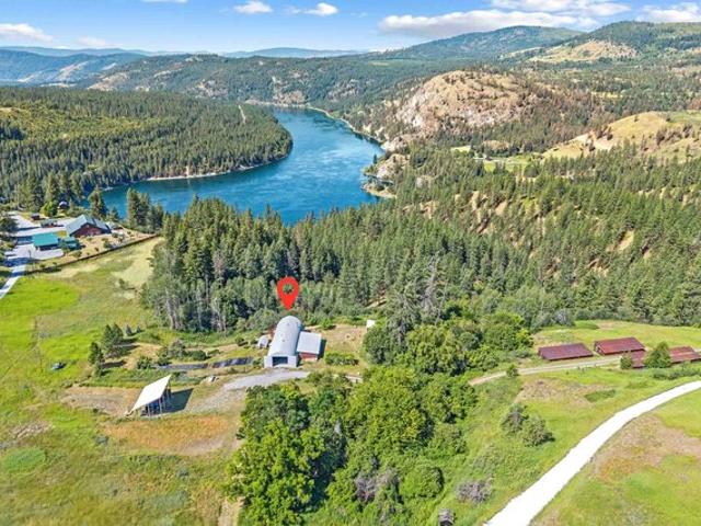 House for sale in Kettle Falls, Washington