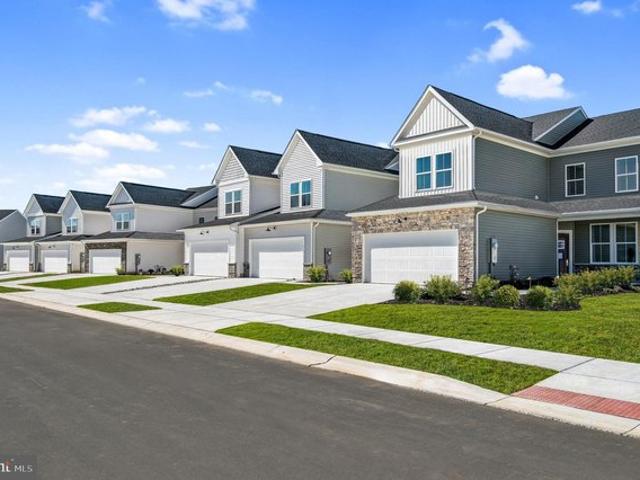 Townhouse for sale in Delaware
