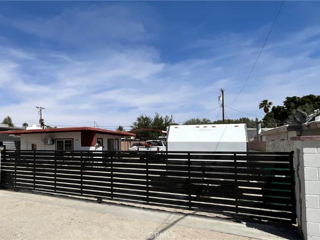 House for sale in Thousand Palms, California