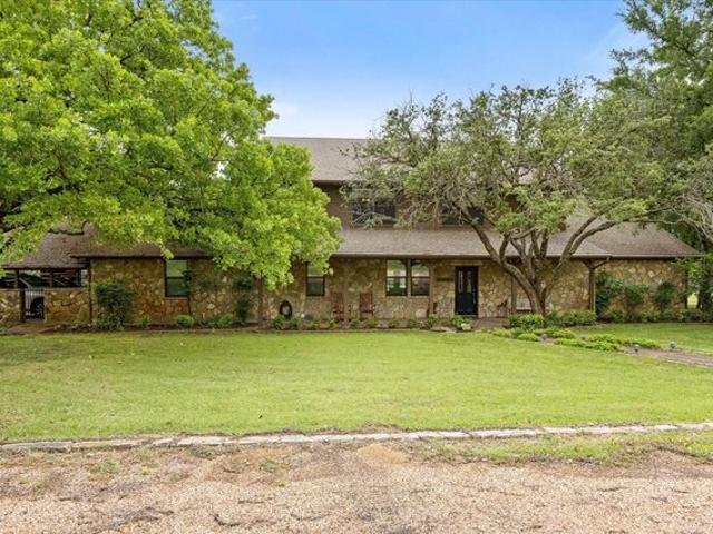 Farm for sale in Bluff Dale, Texas