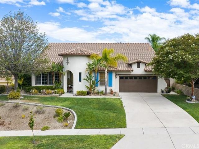 House for sale in Corona, Riverside County