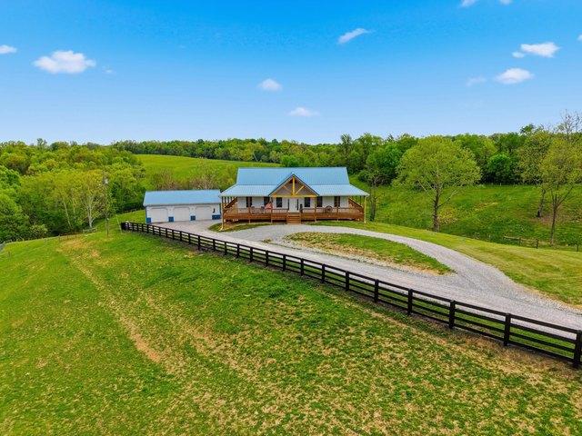House for sale in Crittenden, Kentucky