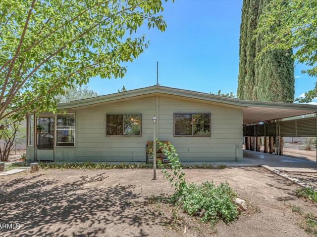 House for sale in Cochise, Arizona