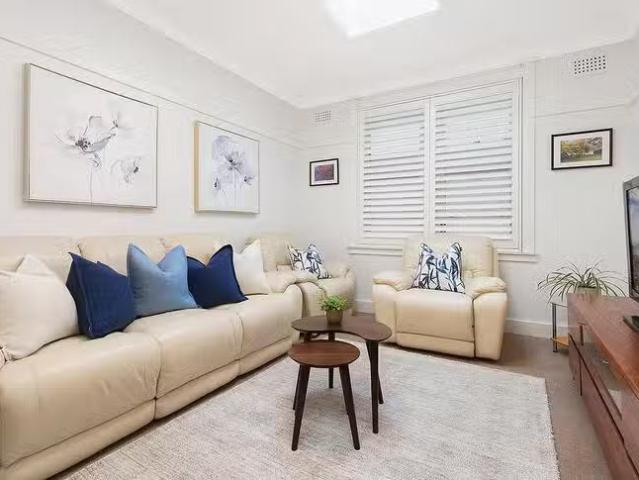 Apartment for rent in Naremburn