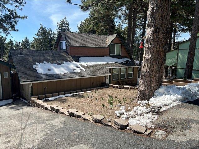 House for sale in Green Valley Lake, California