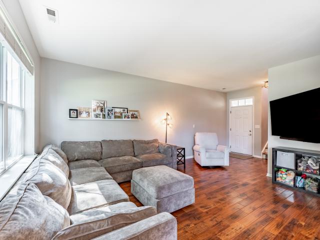 Townhouse for sale in Elgin, Illinois