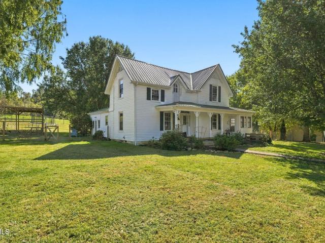 House for sale in Rocky Springs, Piney Flats